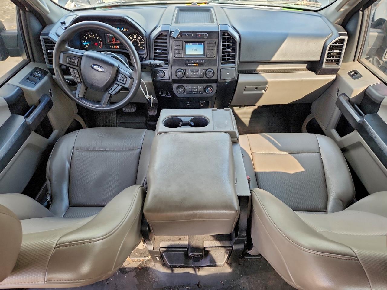 Ford F-150 Supercrew Image 12