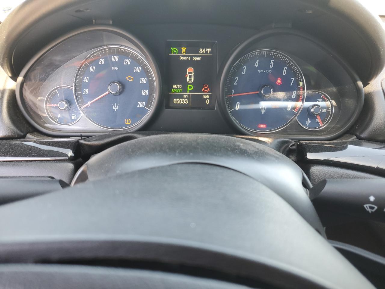 Maserati Granturism S Image 8