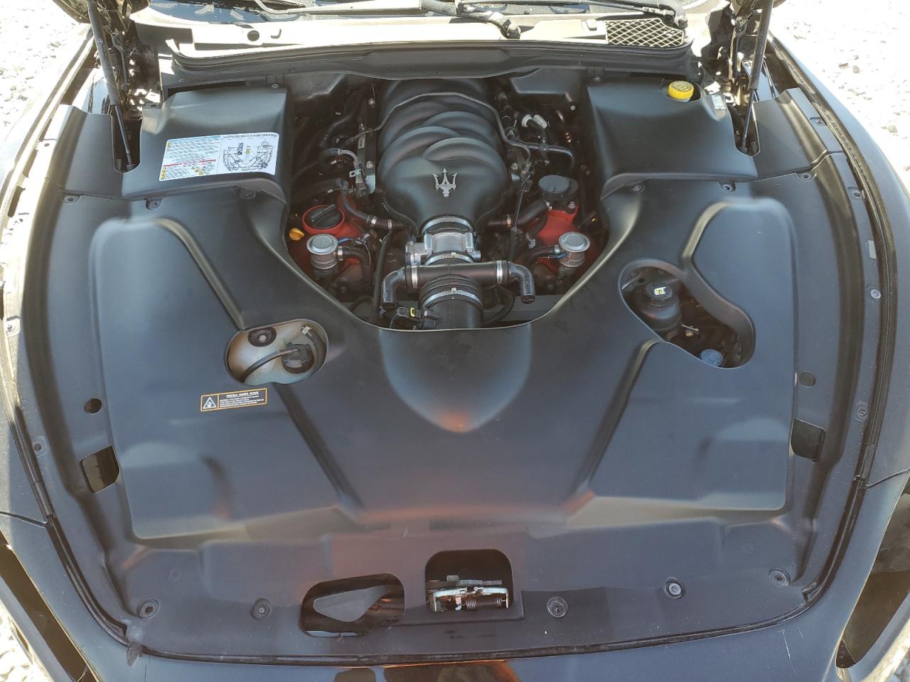 Maserati Granturism S Image 6