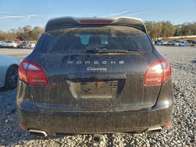 Porsche Cayenne Image 3