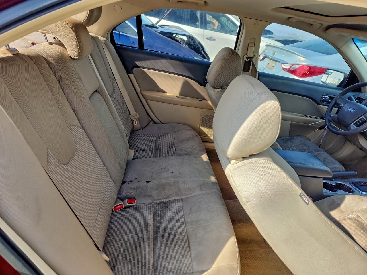 Ford Fusion Se Image 8