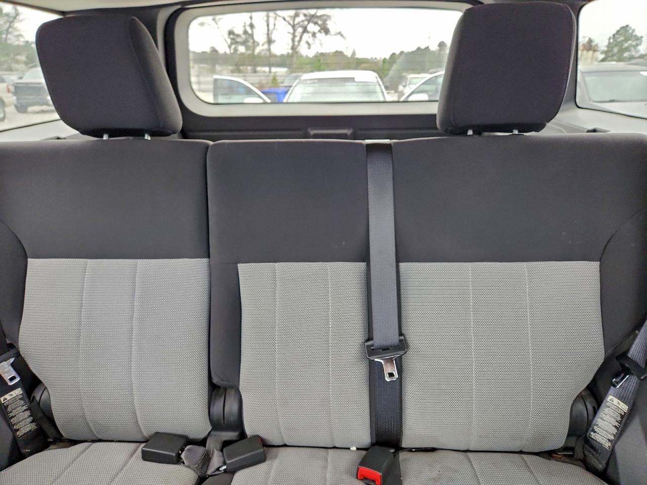 Dodge Nitro Sxt Image 13