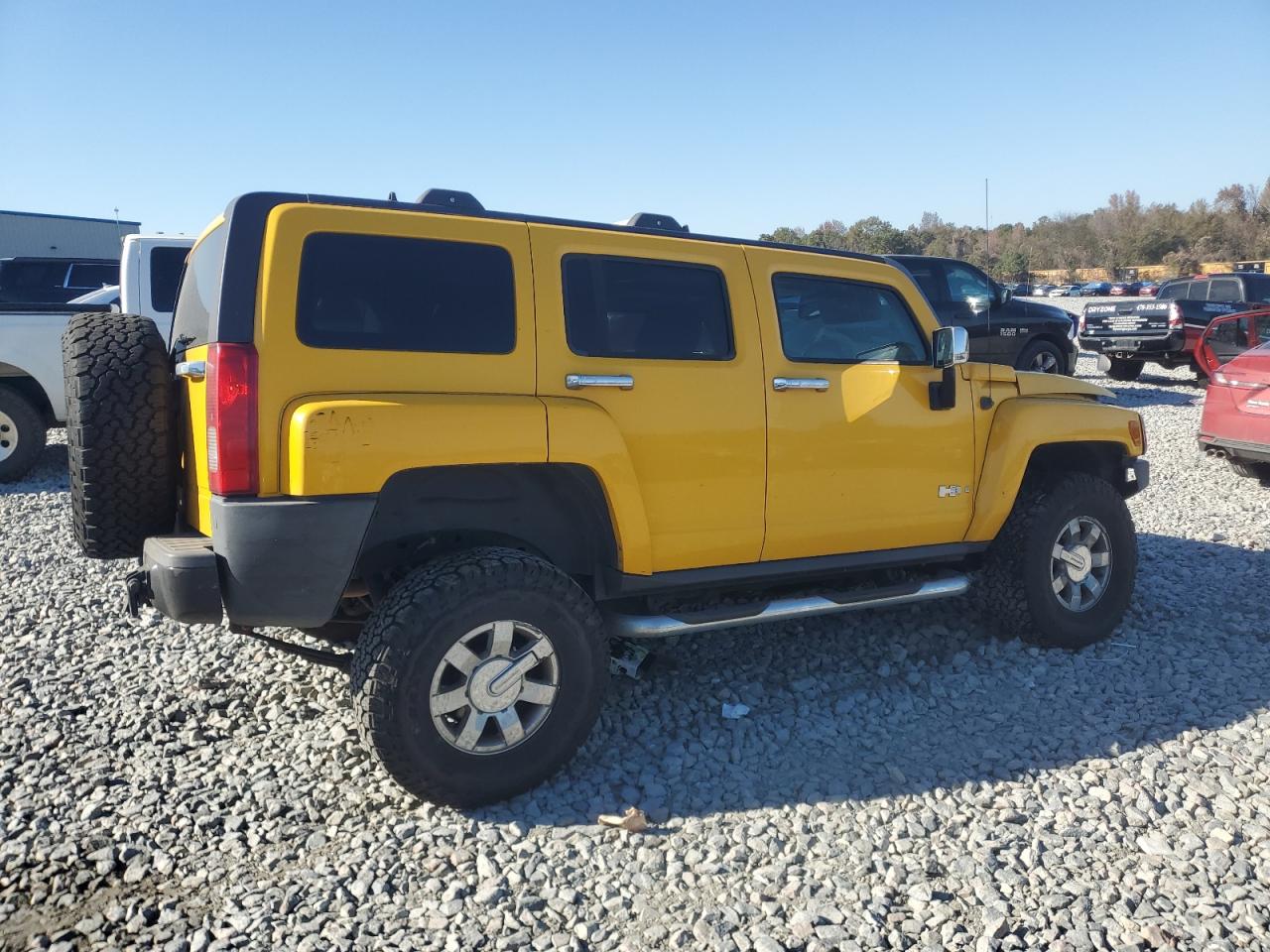 HUMMER H3 Image 12