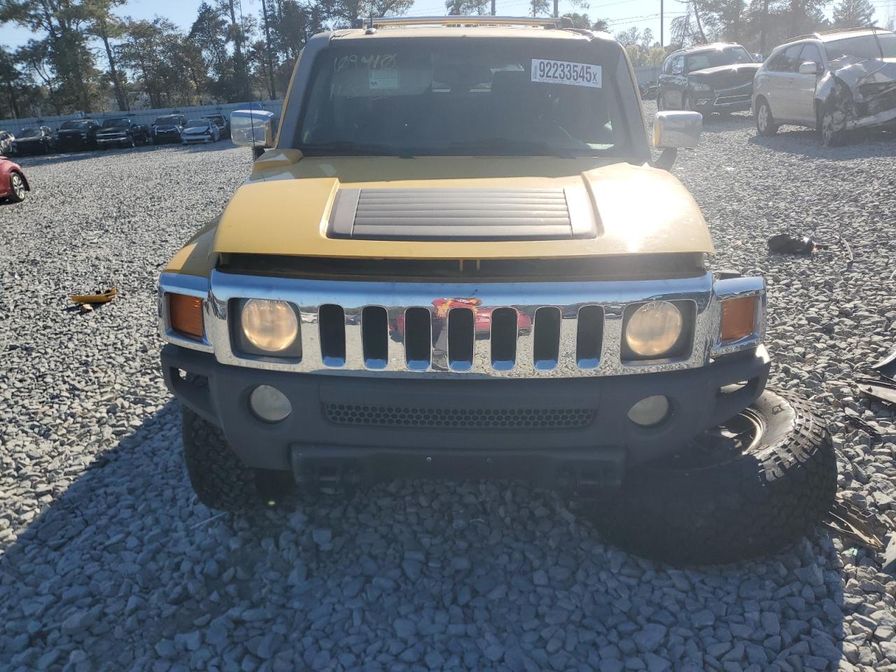 HUMMER H3 Image 4