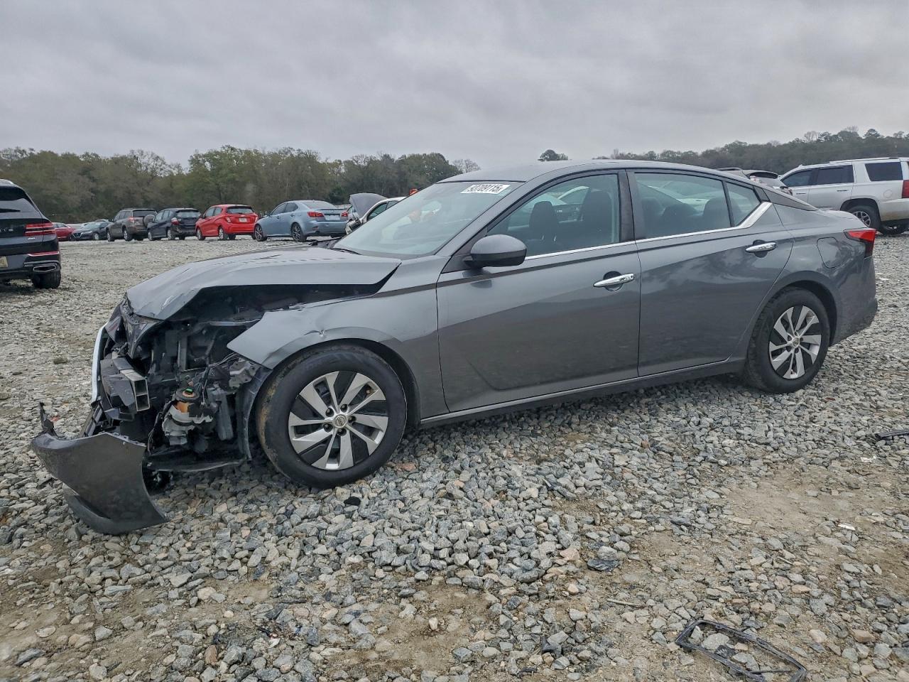 Nissan Altima S Image 1