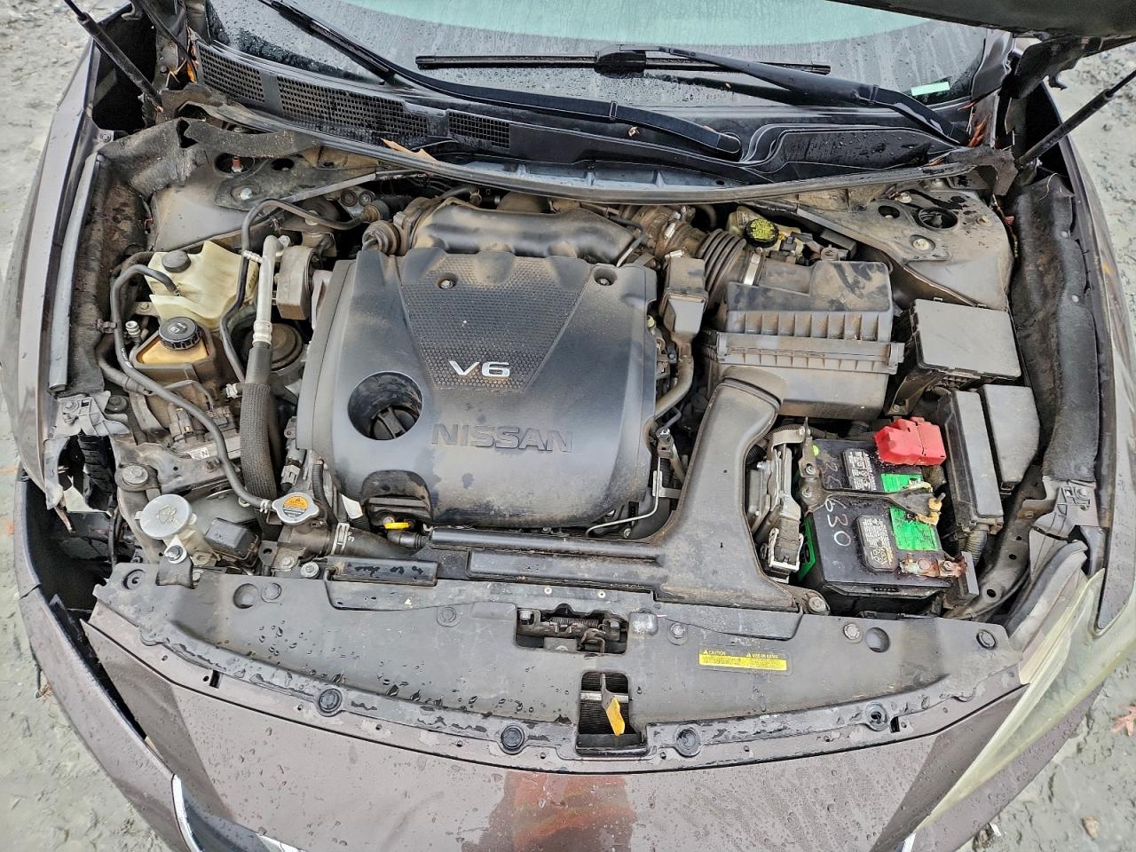 Nissan Maxima 3.5s Image 10