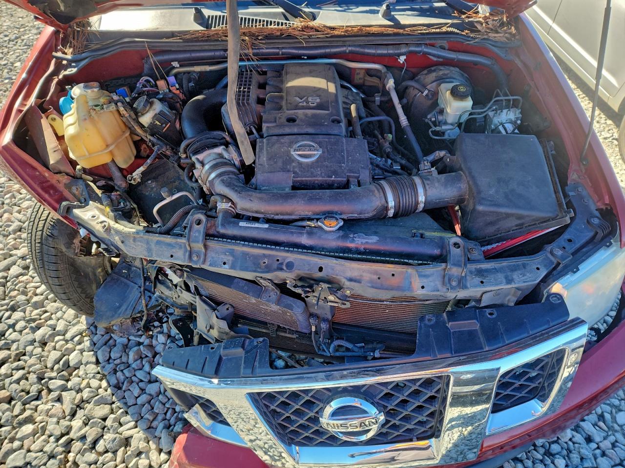 Nissan Frontier S Image 12