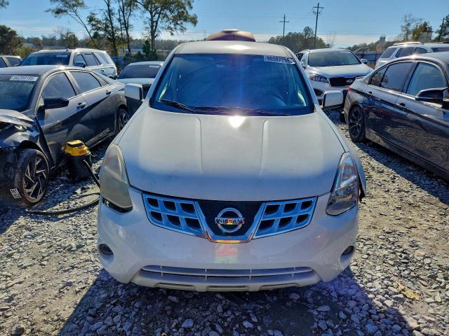 Nissan Rogue S Image 3