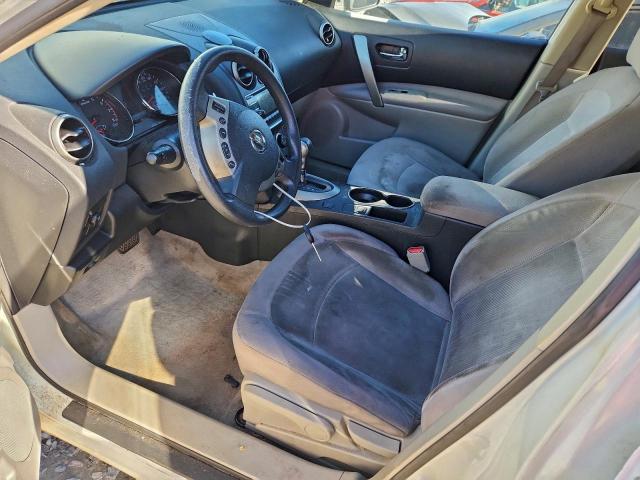 Nissan Rogue S Image 5