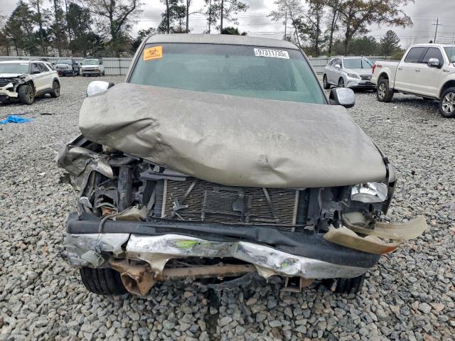 Chevrolet Silverado C2500 Image 4