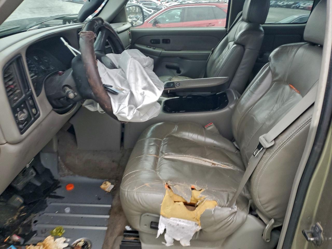 Chevrolet Silverado C2500 Image 5