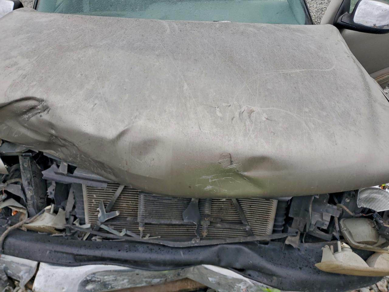 Chevrolet Silverado C2500 Image 9