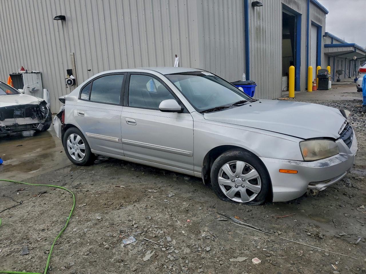 Hyundai ELANTRA Gls Image 4