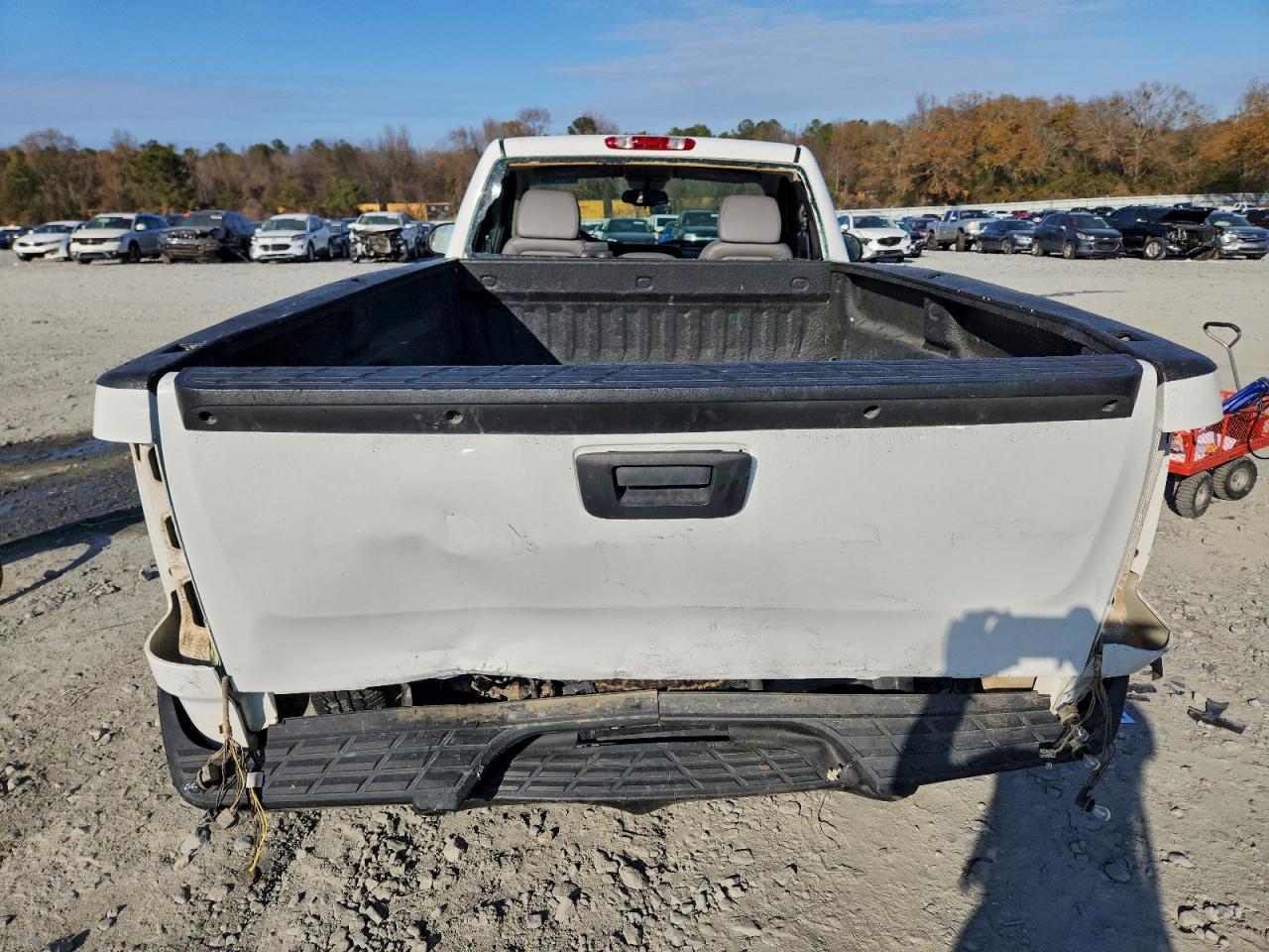 GMC Sierra C1500 Image 8
