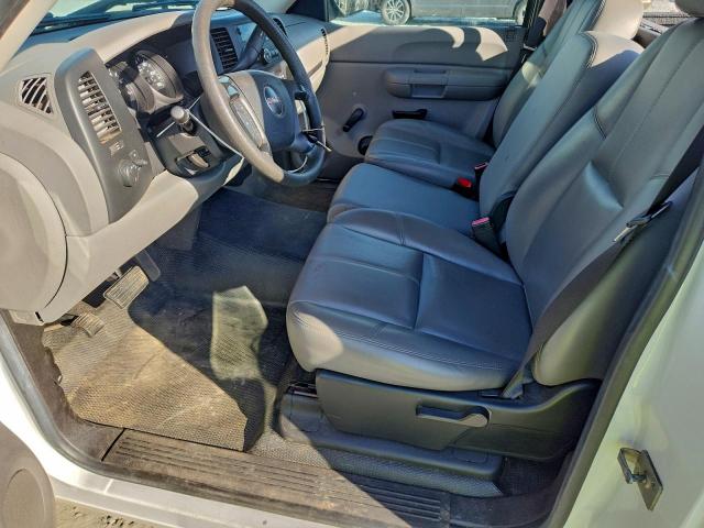 GMC Sierra C1500 Image 5