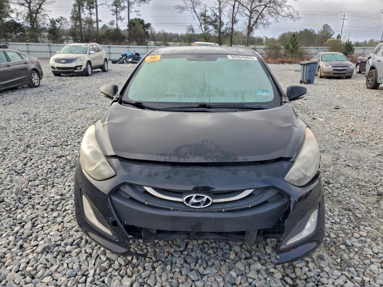 Hyundai ELANTRA Image 10