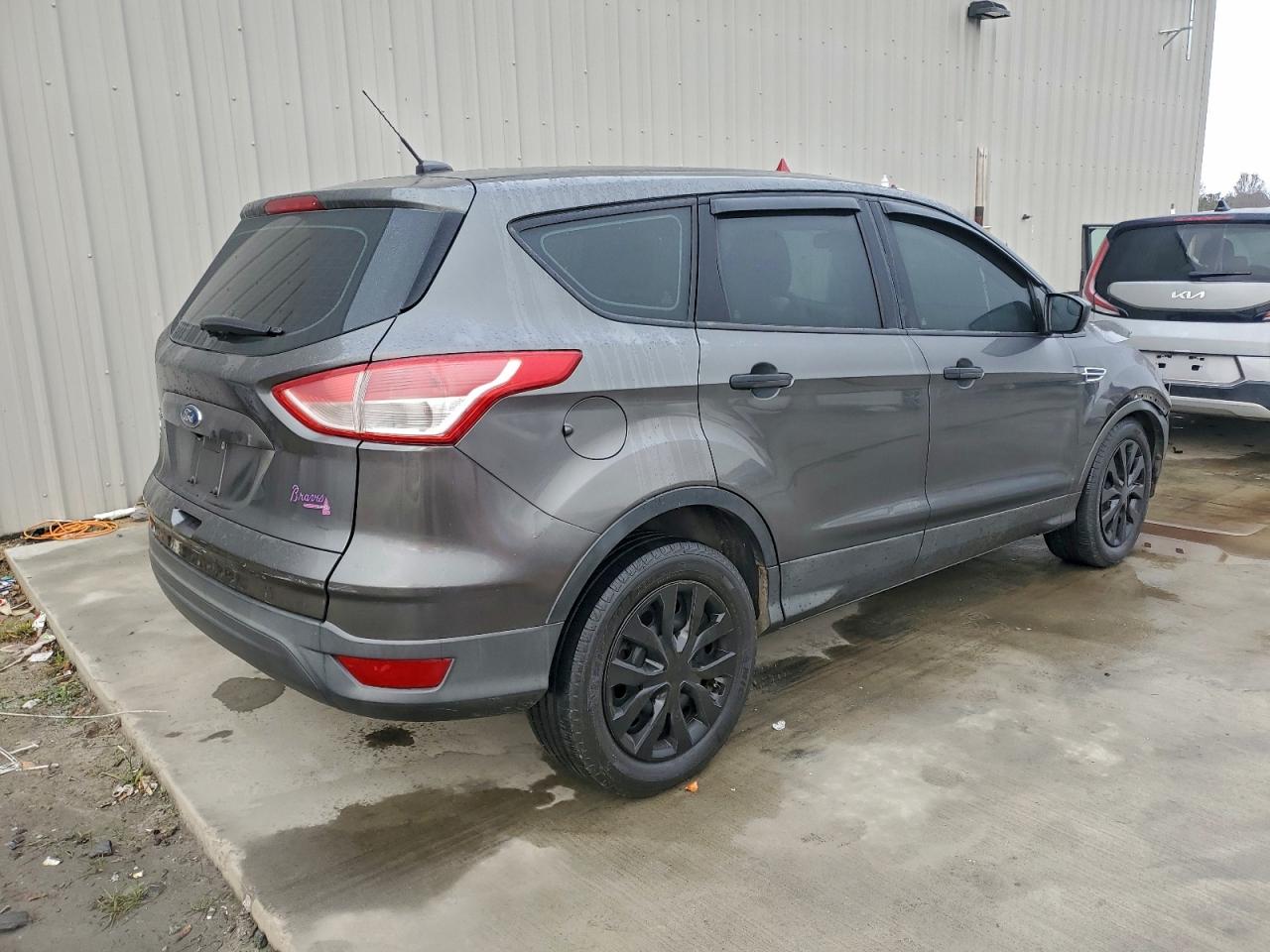 Ford Escape S Image 7
