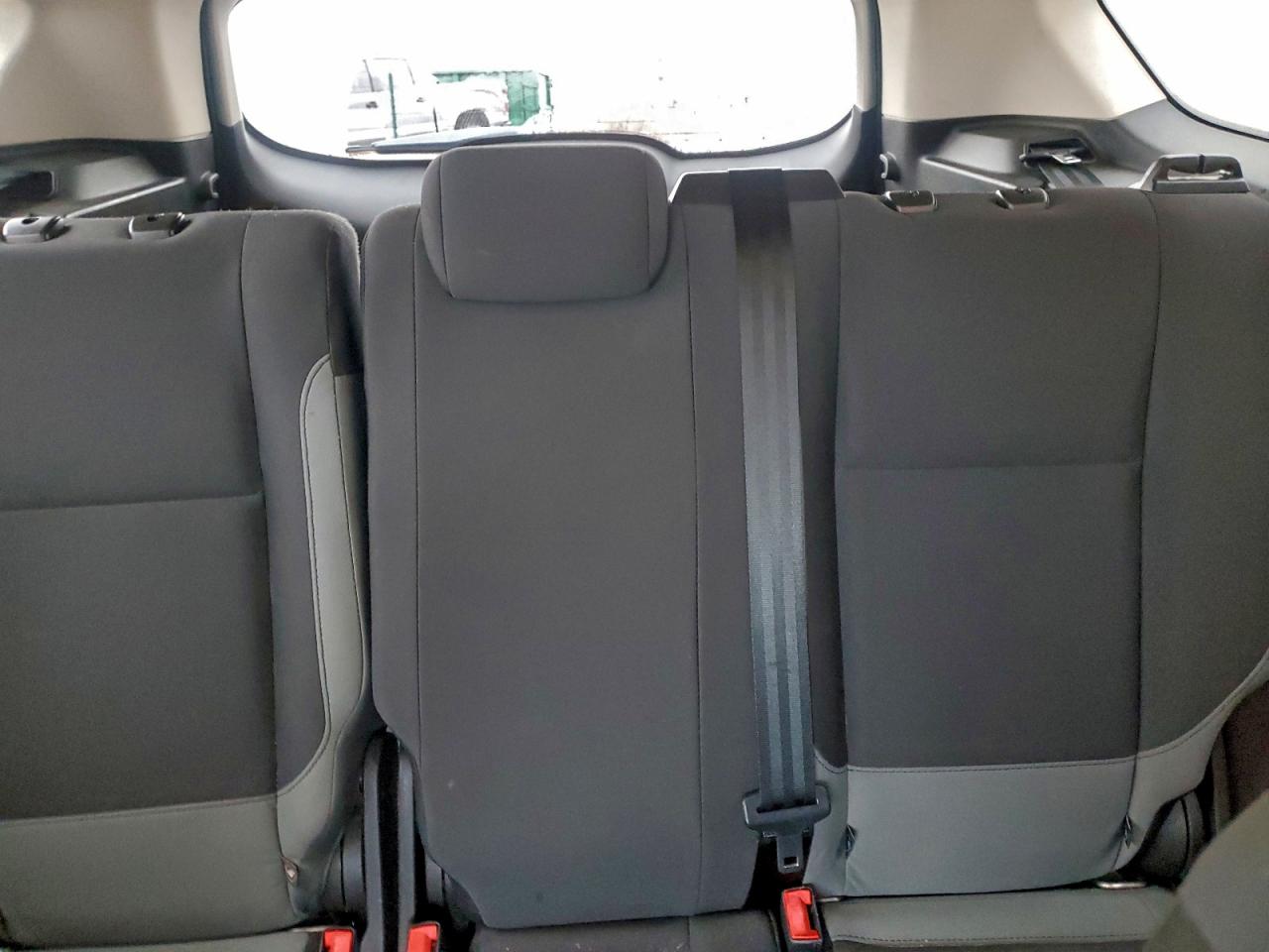 Ford Escape S Image 8