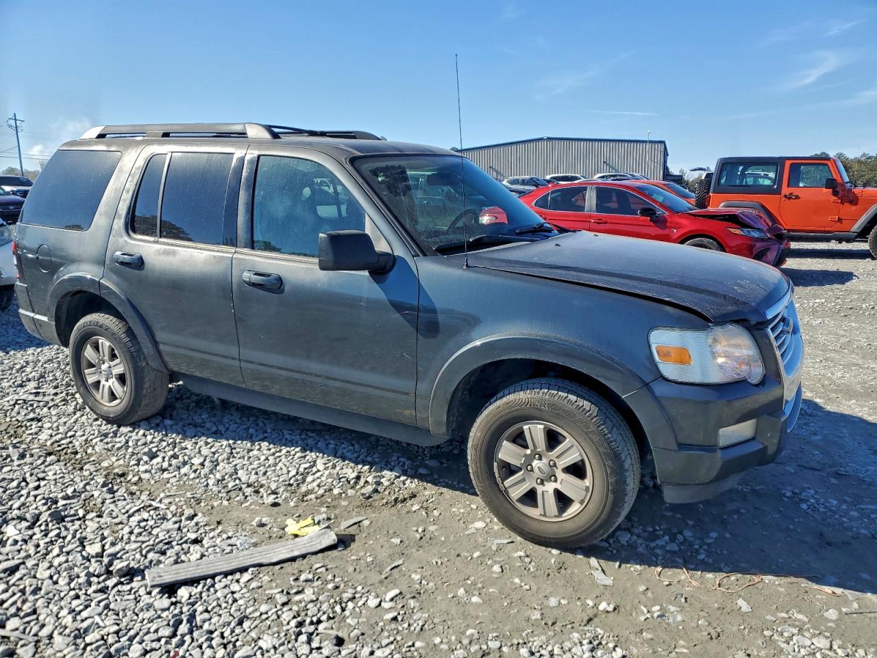 Ford Explorer Xlt Image 5