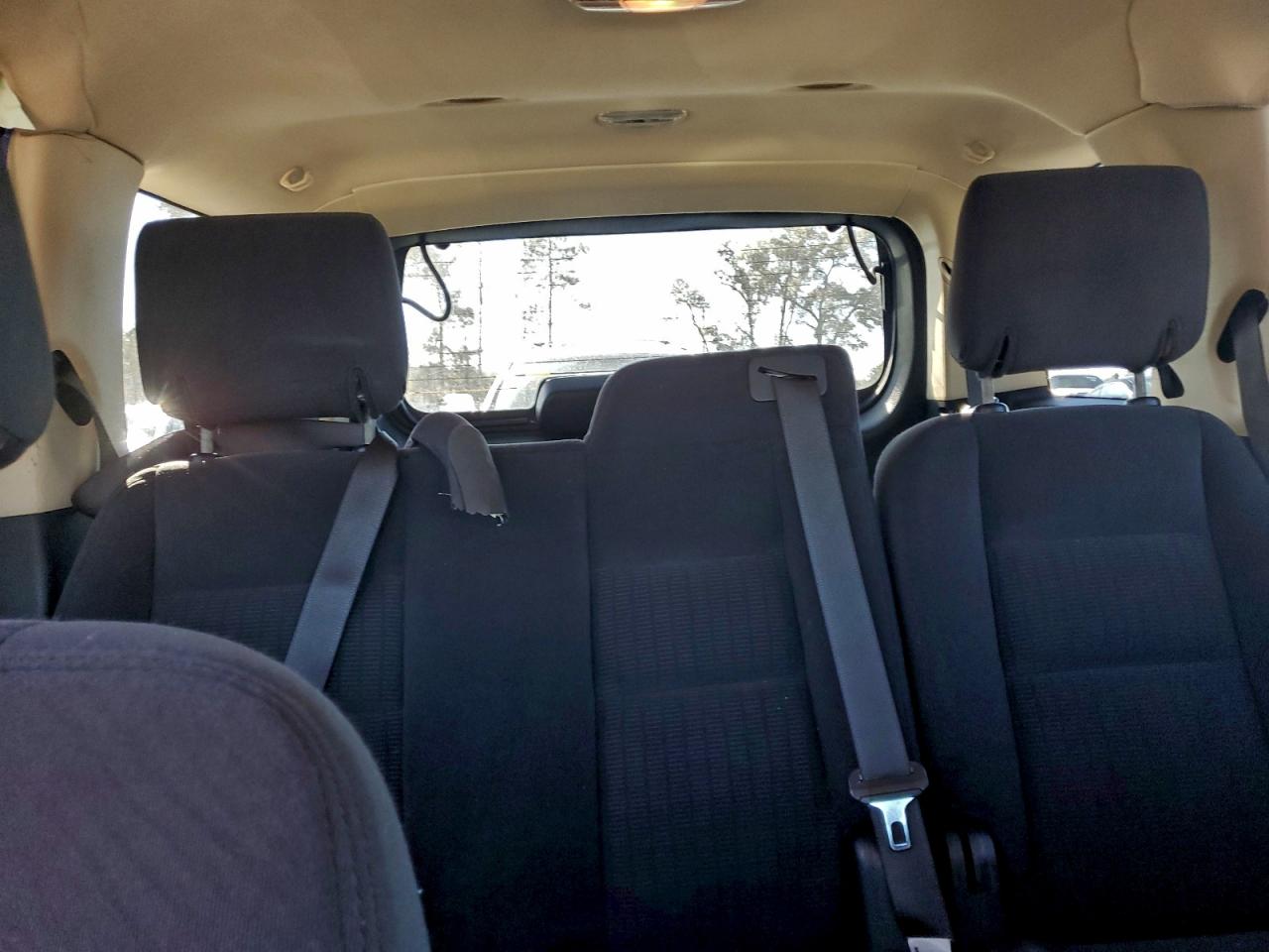 Ford Explorer Xlt Image 11