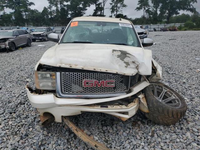 GMC Sierra K1500 Denali Image 6