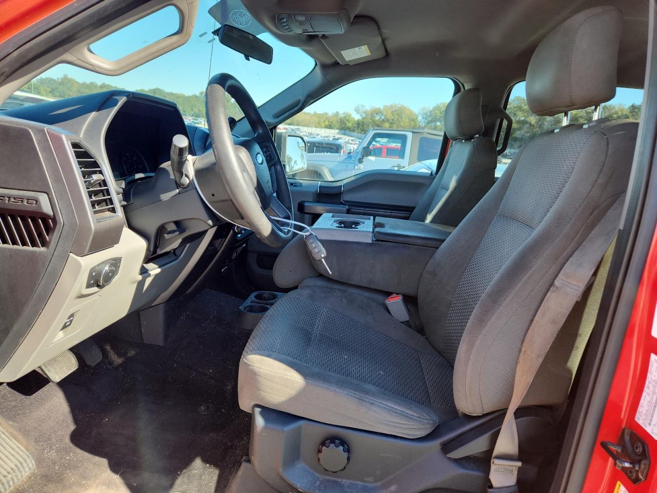 Ford F-150 Supercrew Image 10