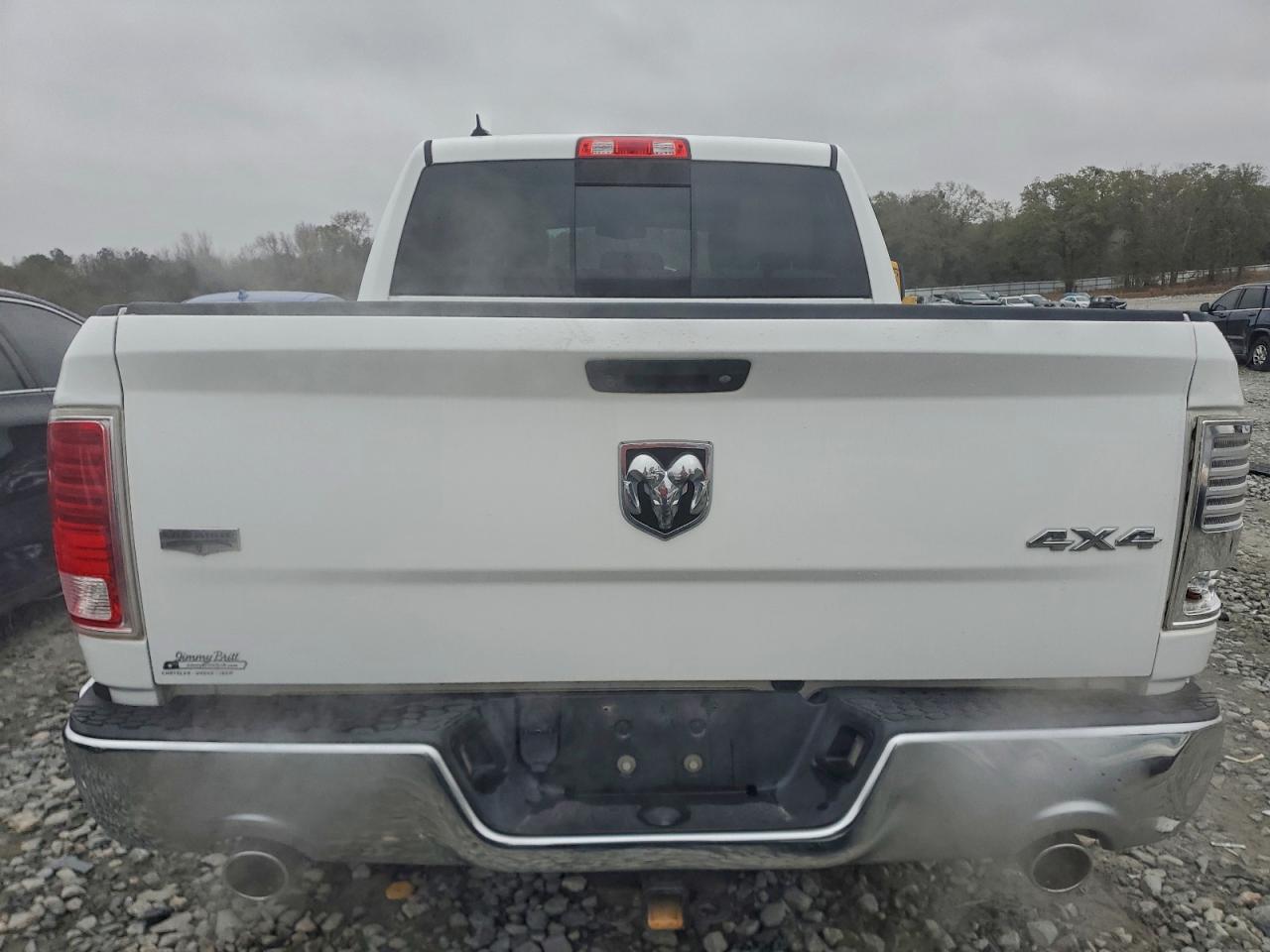 Ram 1500 Laramie Image 6