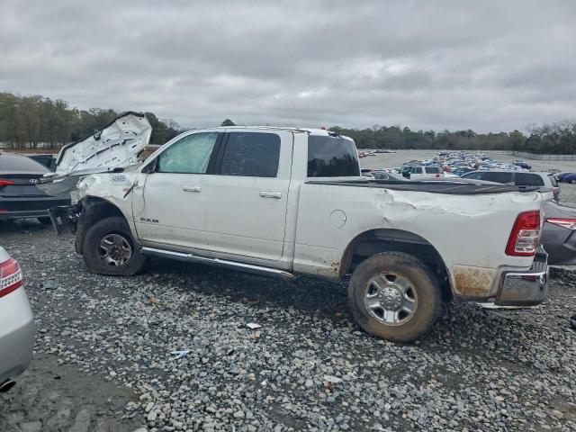 Ram 2500 Big Horn Image 4