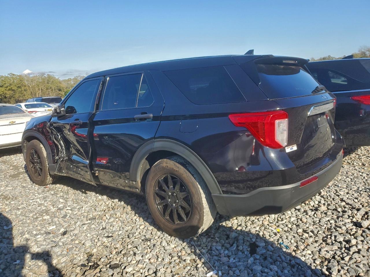 Ford Explorer Image 5