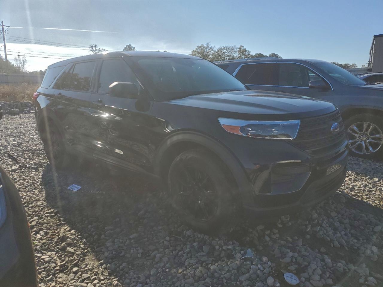 Ford Explorer Image 6