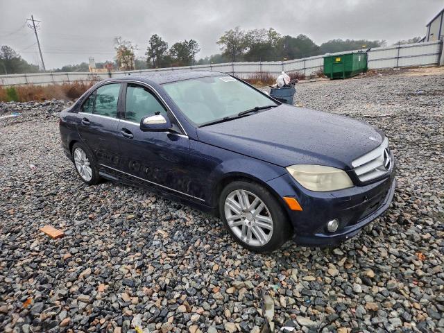 Mercedes-Benz C-Class 300 Image 11