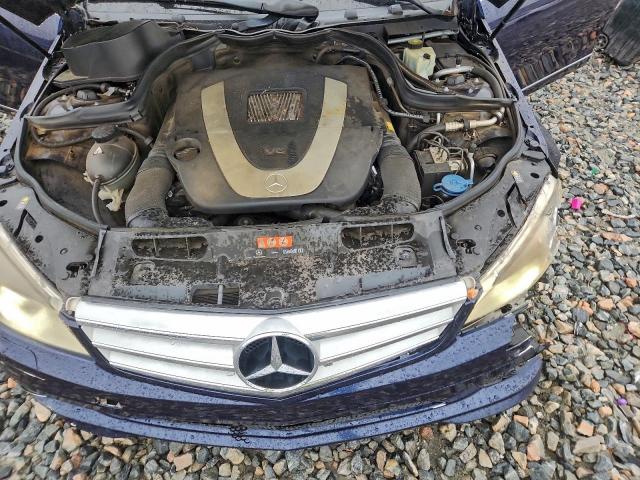 Mercedes-Benz C-Class 300 Image 8