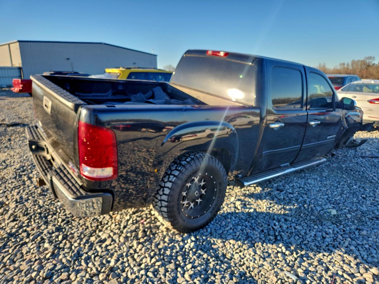 GMC Sierra C1500 Sle Image 2