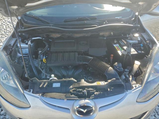 Mazda 2 Image 11
