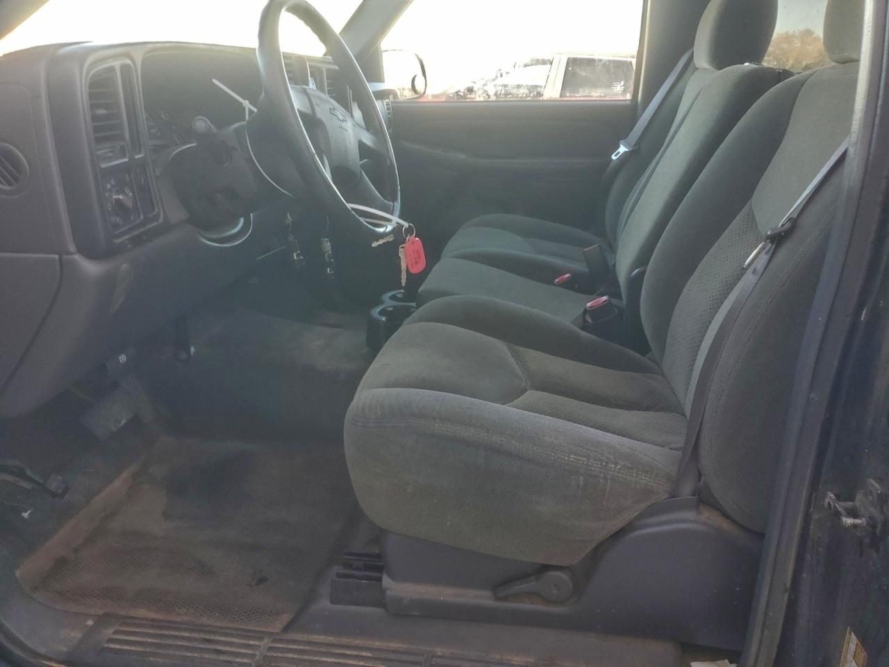 Chevrolet Silverado C1500 Image 5