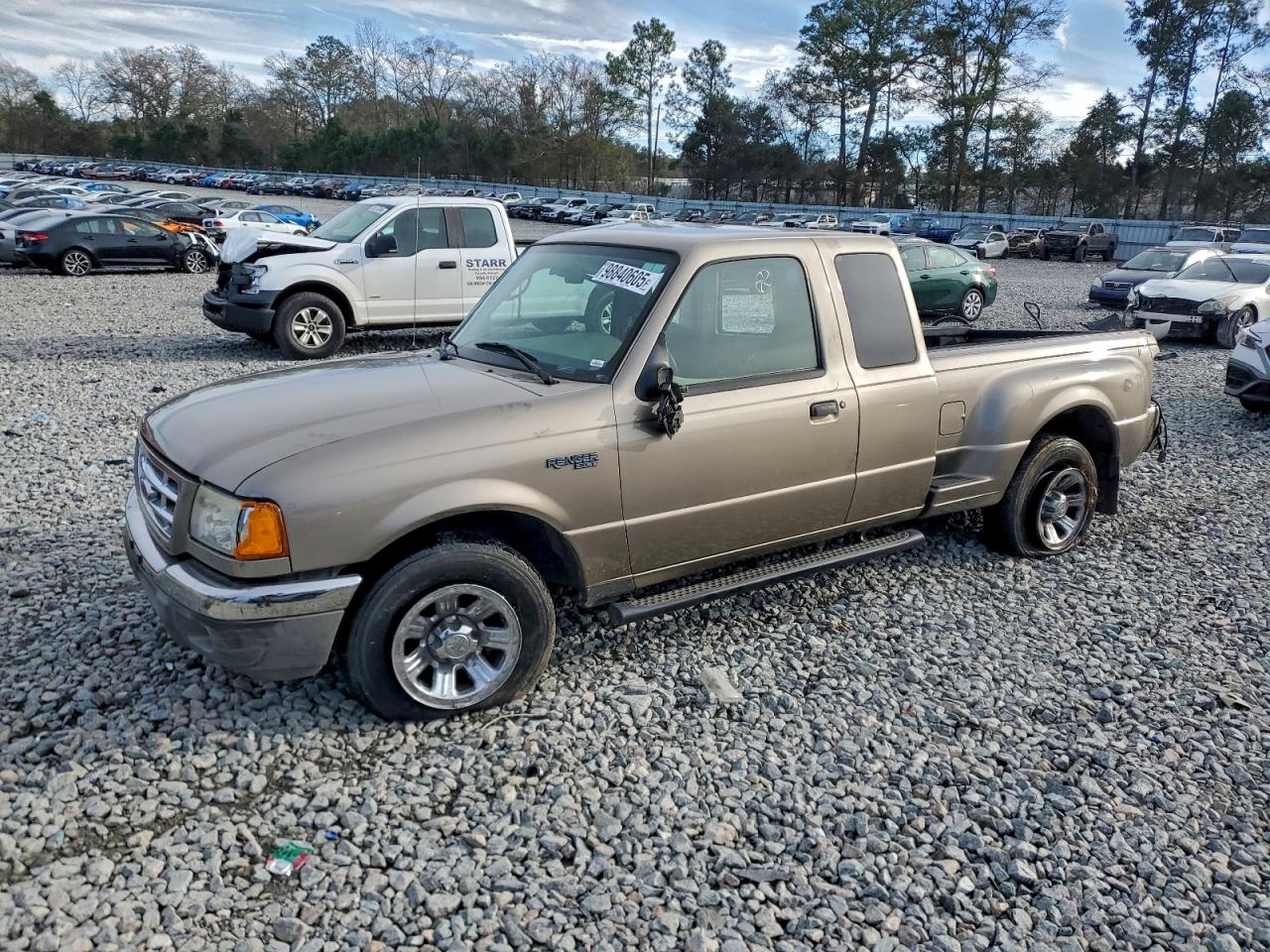 Ford Ranger Super Cab Image 1