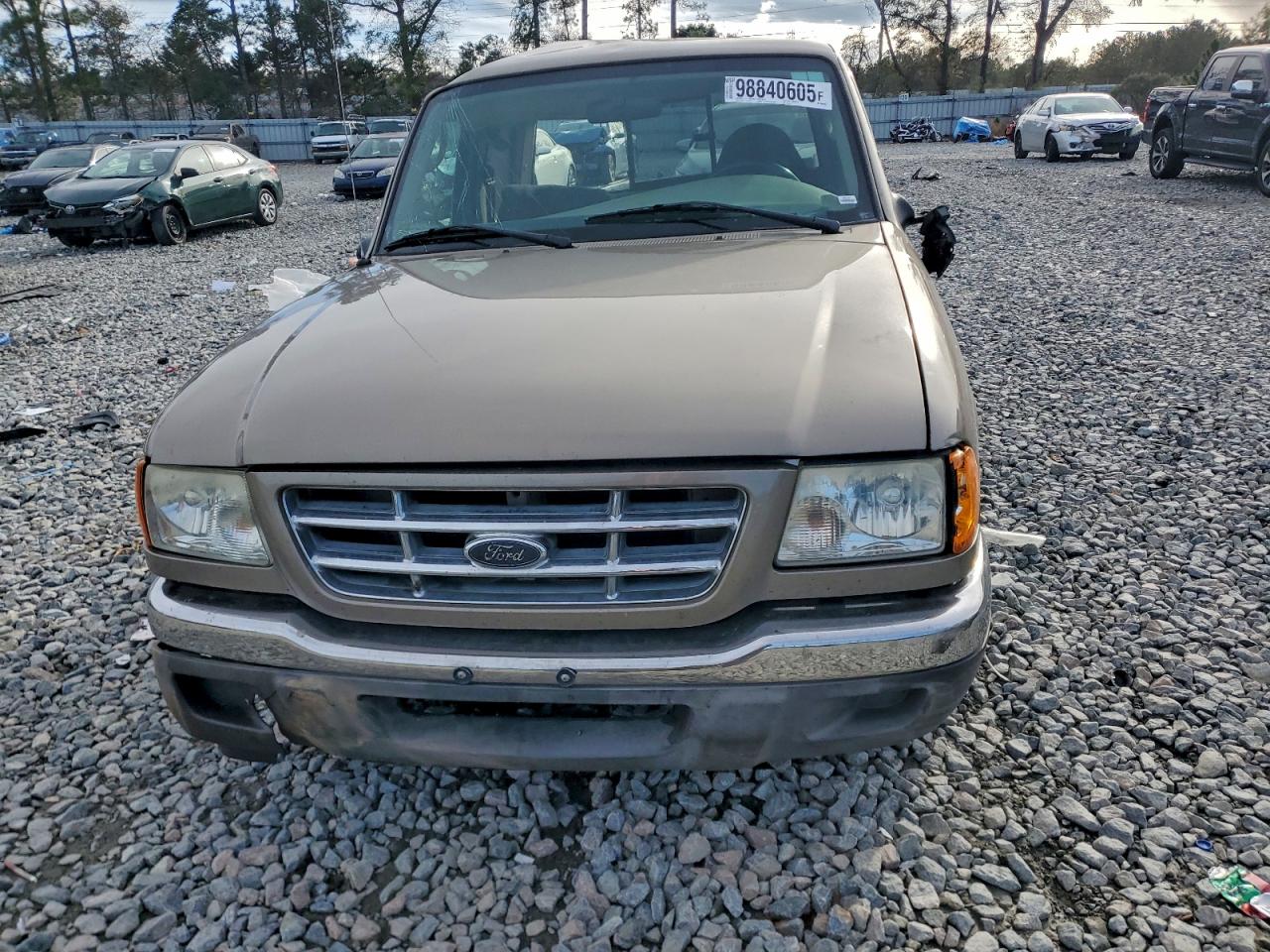 Ford Ranger Super Cab Image 3