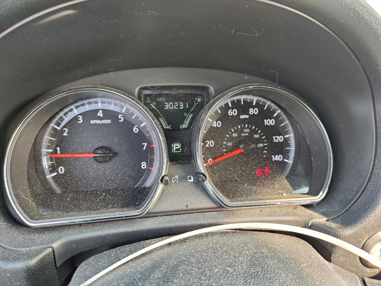 Nissan Versa S Image 7