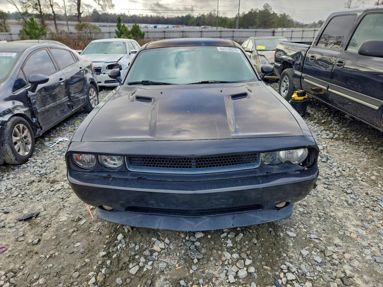 Dodge Challenger Se Image 10