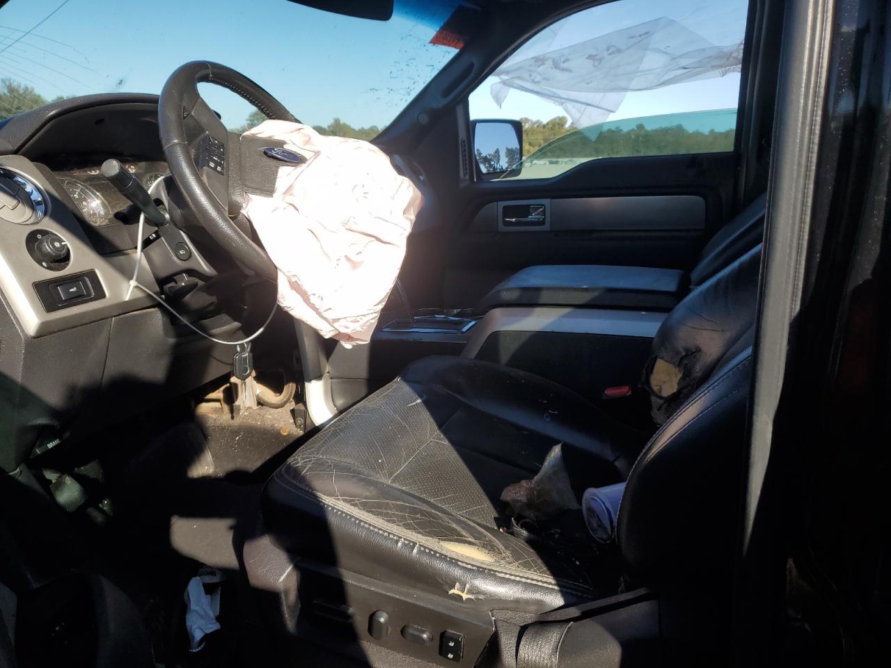 Ford F-150 Supercrew Image 6