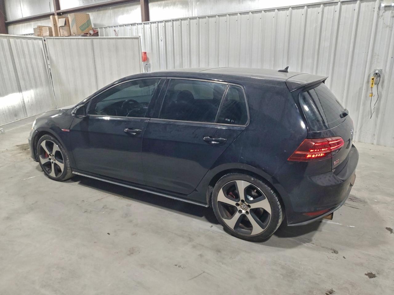Volkswagen GTI S/se Image 3