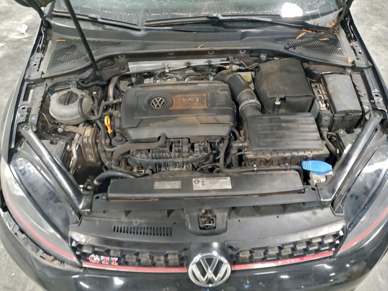Volkswagen GTI S/se Image 12
