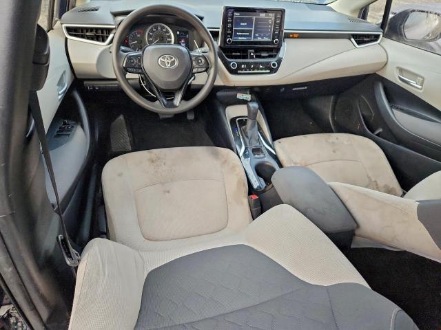 Toyota Corolla Le Image 9