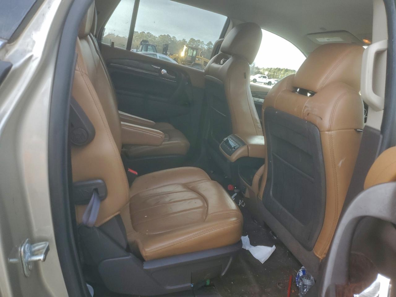 Buick Enclave Image 7